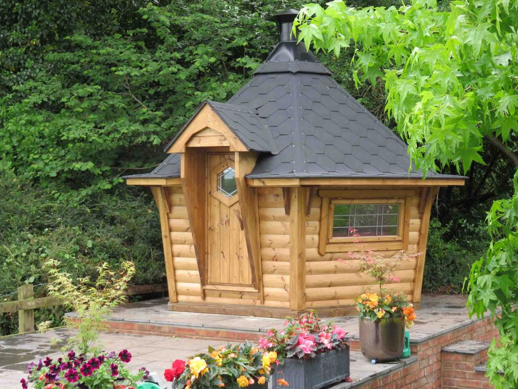 fox bbq lodge in garden